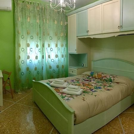 Appartamenti Romolo E Remo エクステリア 写真